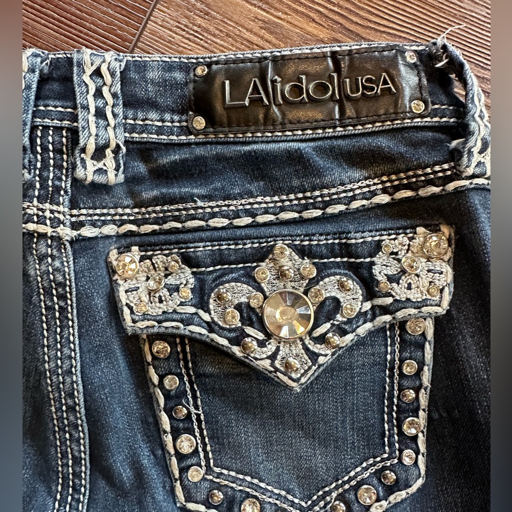 LA idol jeans size 3,  28/34 - Picture 3 of 6